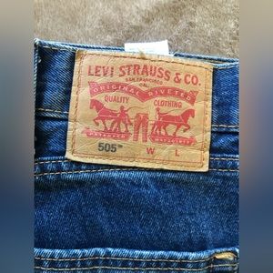 Get your Dad Jeans action on w/ the Levi 505s